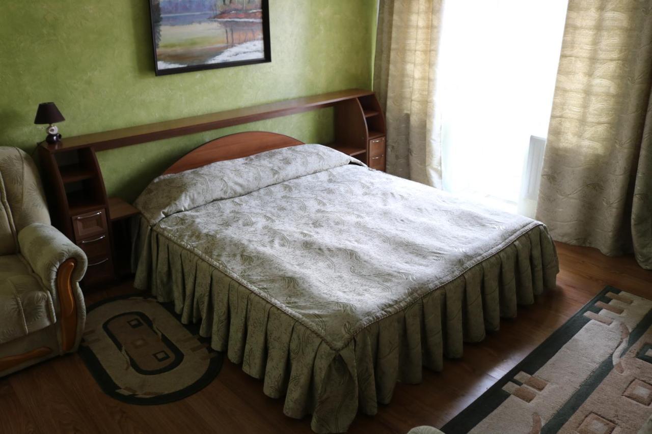 Готель ***Феєрія Tyachiv Eksteriør billede